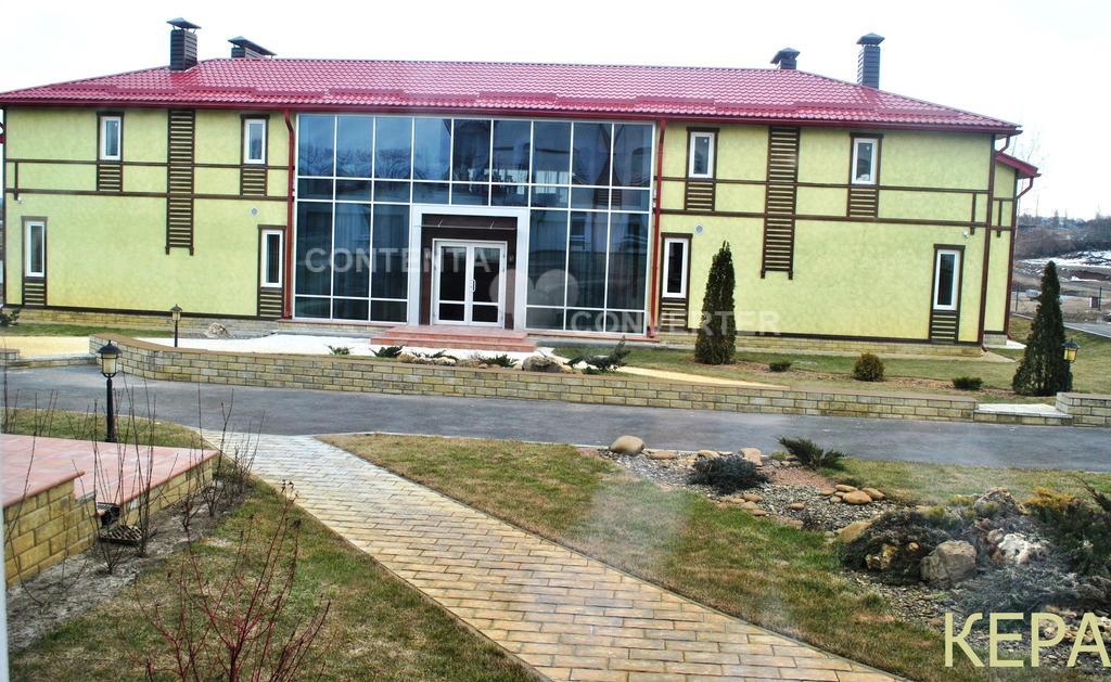 Kera Hotel Neszterenki Kültér fotó