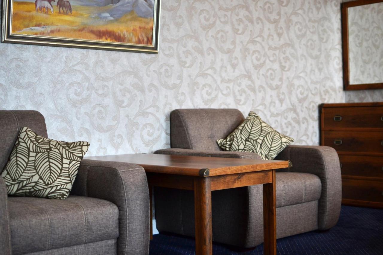 Kera Hotel Neszterenki Kültér fotó