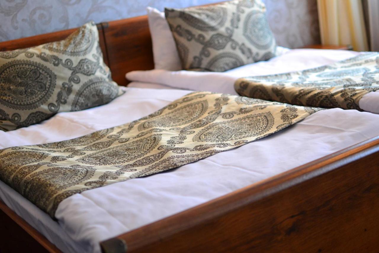 Kera Hotel Neszterenki Kültér fotó